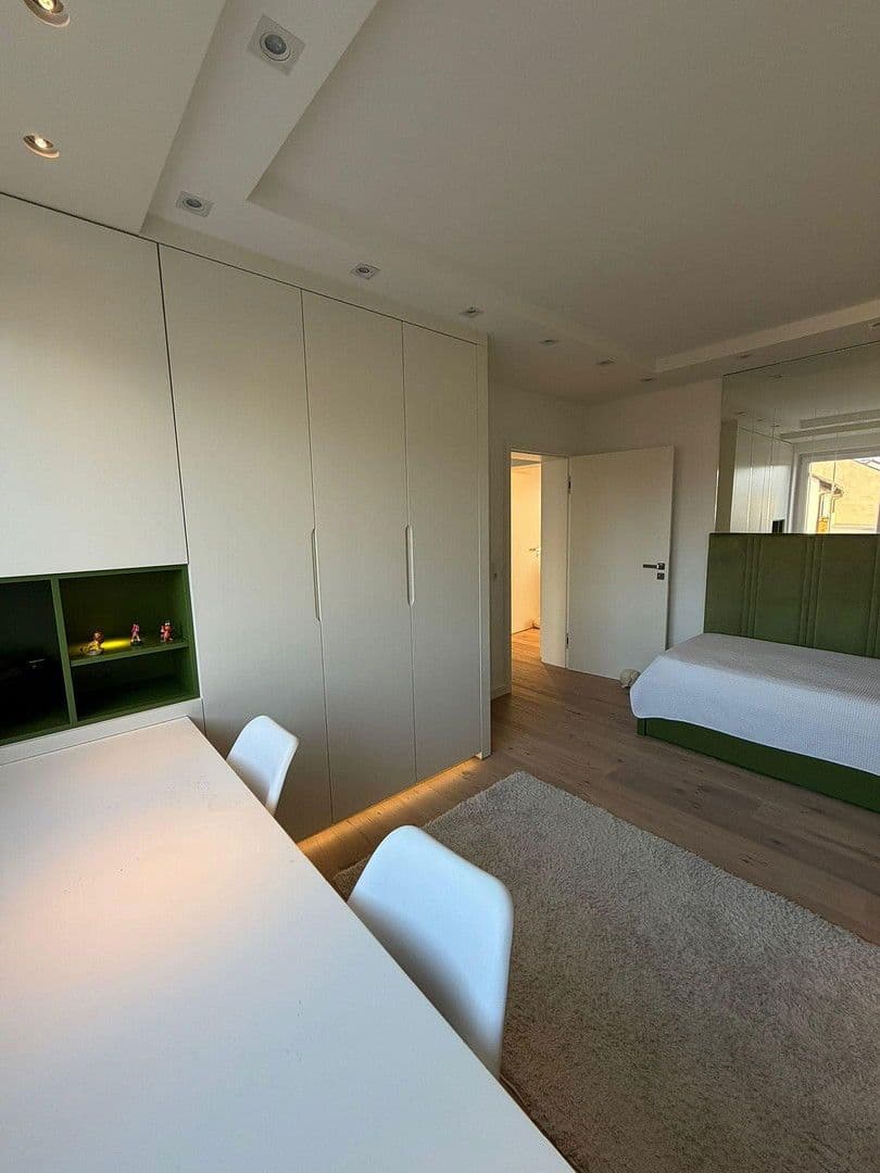 Prodej domu 290 m², pozemek 500 m², Mutterstadt, Porýní-Falc Prodej domu 290 m², pozemek 500 m², Mutterstadt, Porýní-Falc