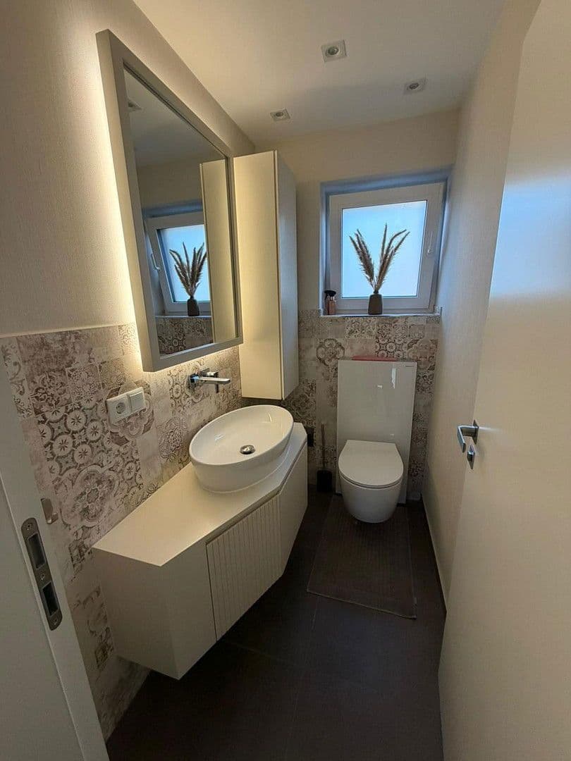 Prodej domu 290 m², pozemek 500 m², Mutterstadt, Porýní-Falc Prodej domu 290 m², pozemek 500 m², Mutterstadt, Porýní-Falc