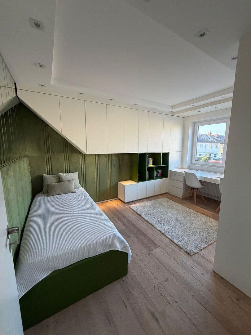 Prodej domu 290 m², pozemek 500 m², Mutterstadt, Porýní-Falc Prodej domu 290 m², pozemek 500 m², Mutterstadt, Porýní-Falc