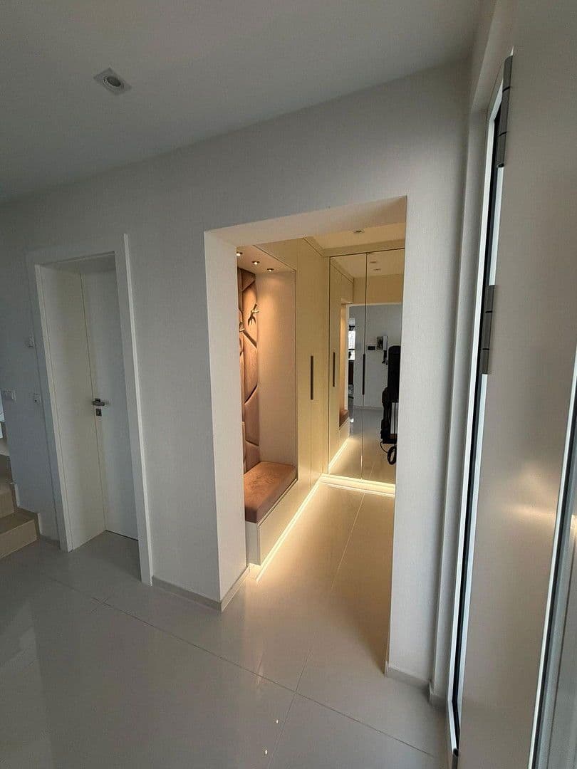 Prodej domu 290 m², pozemek 500 m², Mutterstadt, Porýní-Falc Prodej domu 290 m², pozemek 500 m², Mutterstadt, Porýní-Falc