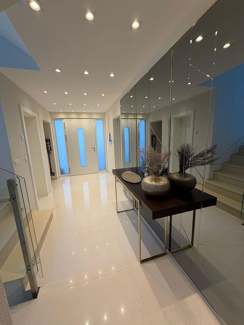 Prodej domu 290 m², pozemek 500 m², Mutterstadt, Porýní-Falc Prodej domu 290 m², pozemek 500 m², Mutterstadt, Porýní-Falc