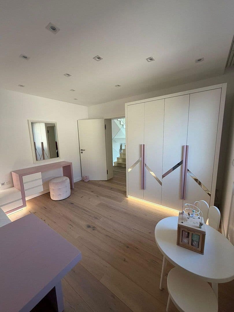 Prodej domu 290 m², pozemek 500 m², Mutterstadt, Porýní-Falc Prodej domu 290 m², pozemek 500 m², Mutterstadt, Porýní-Falc