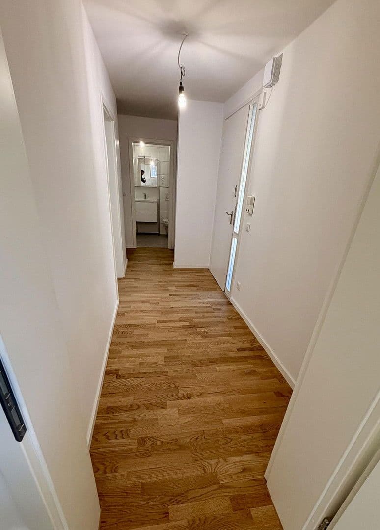 Prodej bytu 3+1 63 m², Schaffhauser Str. 12, München, Bavorsko Prodej bytu 3+1 63 m², Schaffhauser Str. 12, München, Bavorsko