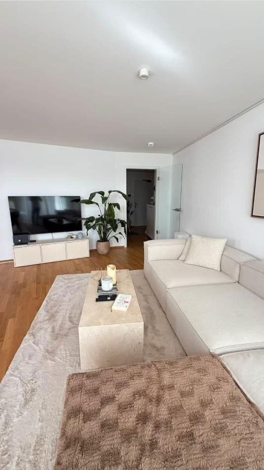 Pronájem bytu 2+1 76 m², Hannover, Dolní Sasko Pronájem bytu 2+1 76 m², Hannover, Dolní Sasko