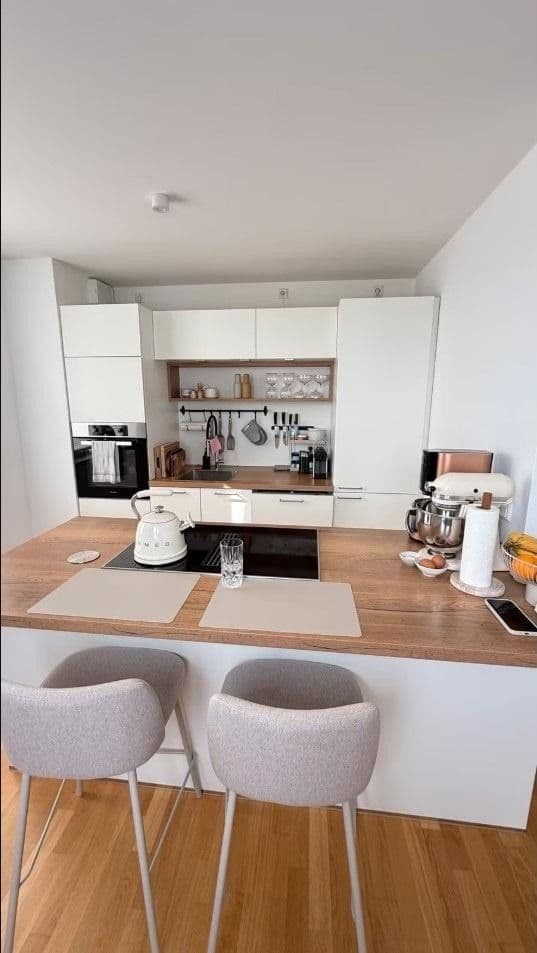 Pronájem bytu 2+1 76 m², Hannover, Dolní Sasko Pronájem bytu 2+1 76 m², Hannover, Dolní Sasko