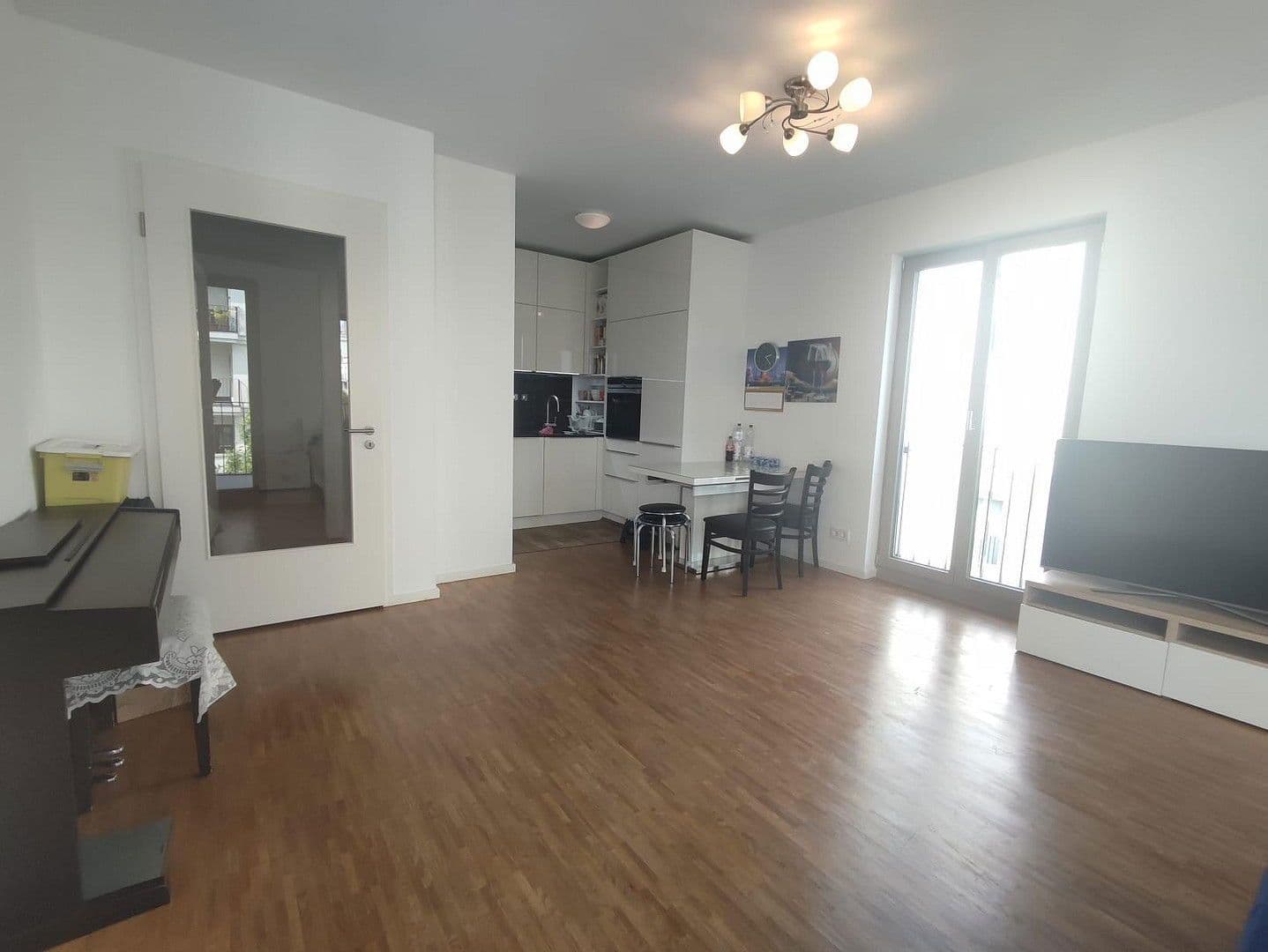 Pronájem bytu 3+1 74 m², Römischer Ring 48, Frankfurt am Main, Hessen Pronájem bytu 3+1 74 m², Römischer Ring 48, Frankfurt am Main, Hessen