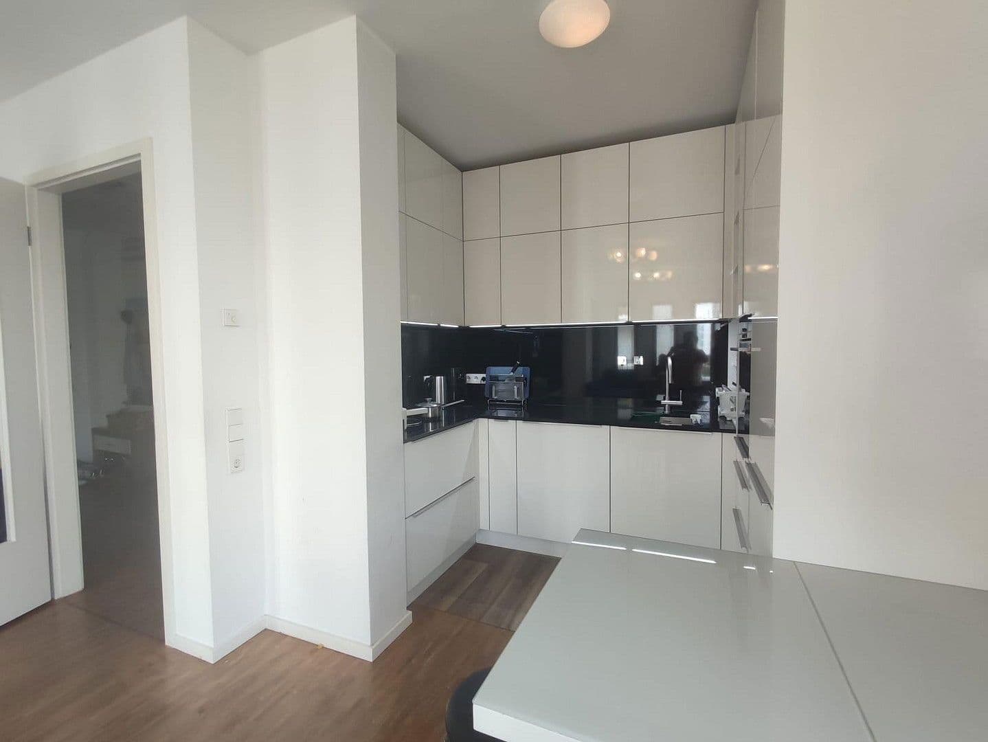 Pronájem bytu 3+1 74 m², Römischer Ring 48, Frankfurt am Main, Hessen Pronájem bytu 3+1 74 m², Römischer Ring 48, Frankfurt am Main, Hessen