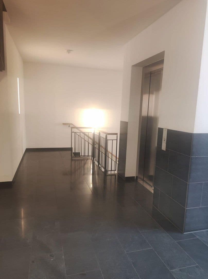 Pronájem bytu 3+1 74 m², Römischer Ring 48, Frankfurt am Main, Hessen Pronájem bytu 3+1 74 m², Römischer Ring 48, Frankfurt am Main, Hessen