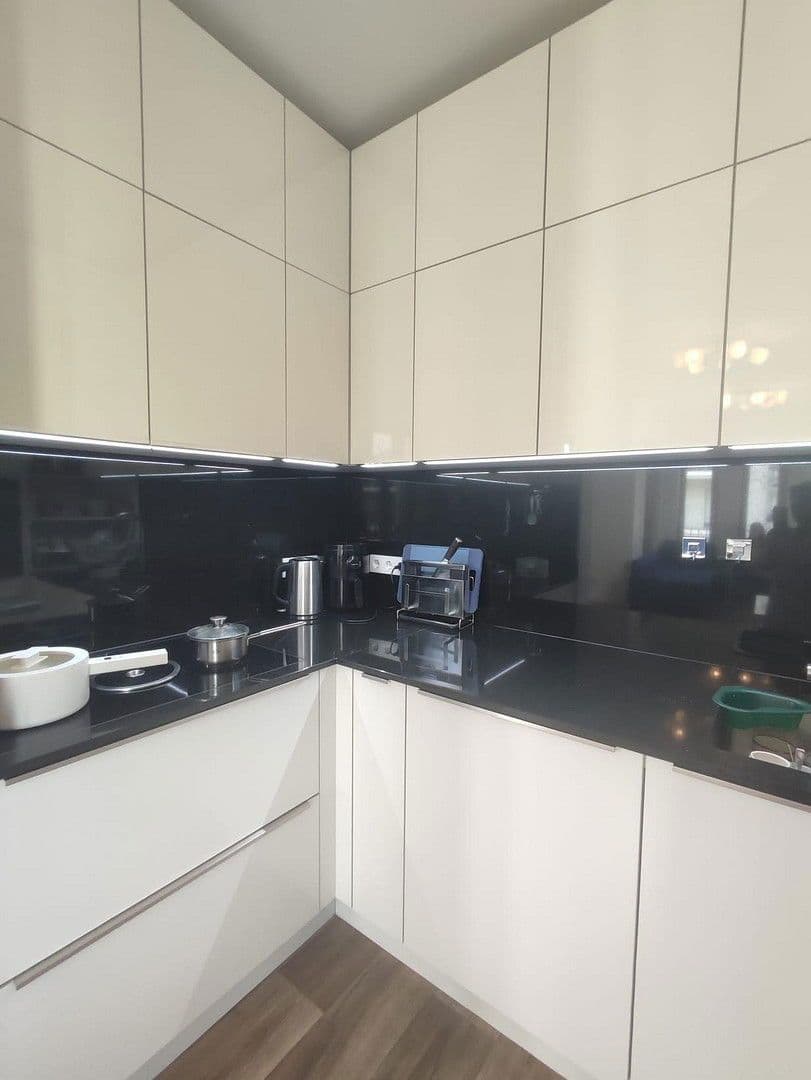 Pronájem bytu 3+1 74 m², Römischer Ring 48, Frankfurt am Main, Hessen Pronájem bytu 3+1 74 m², Römischer Ring 48, Frankfurt am Main, Hessen