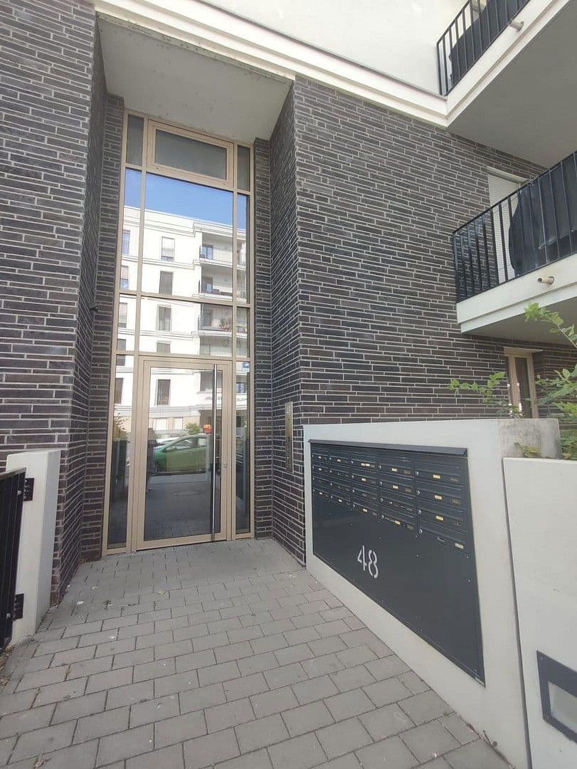 Pronájem bytu 3+1 74 m², Römischer Ring 48, Frankfurt am Main, Hessen Pronájem bytu 3+1 74 m², Römischer Ring 48, Frankfurt am Main, Hessen