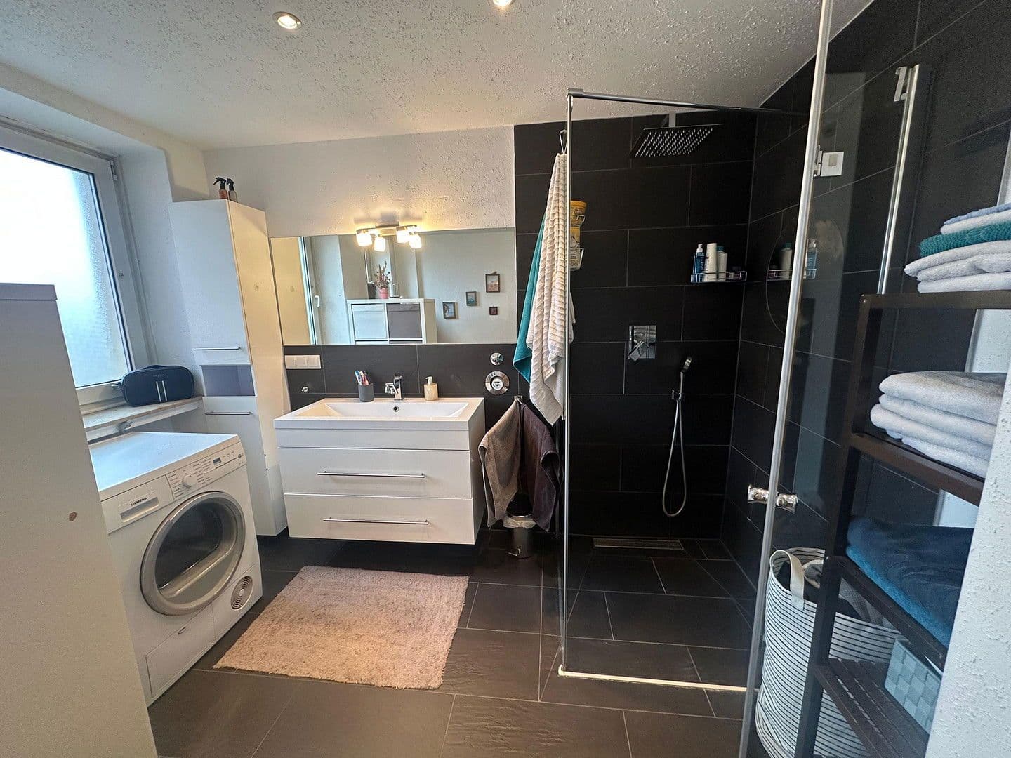 Prodej bytu 3+1 77 m², Nürnbeg, Bavorsko Prodej bytu 3+1 77 m², Nürnbeg, Bavorsko