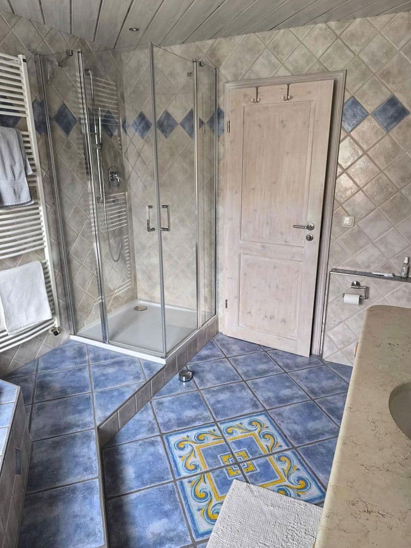 Prodej bytu 4+1 107 m², Söchtenau, Bavorsko Prodej bytu 4+1 107 m², Söchtenau, Bavorsko