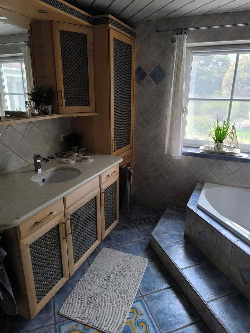 Prodej bytu 4+1 107 m², Söchtenau, Bavorsko Prodej bytu 4+1 107 m², Söchtenau, Bavorsko