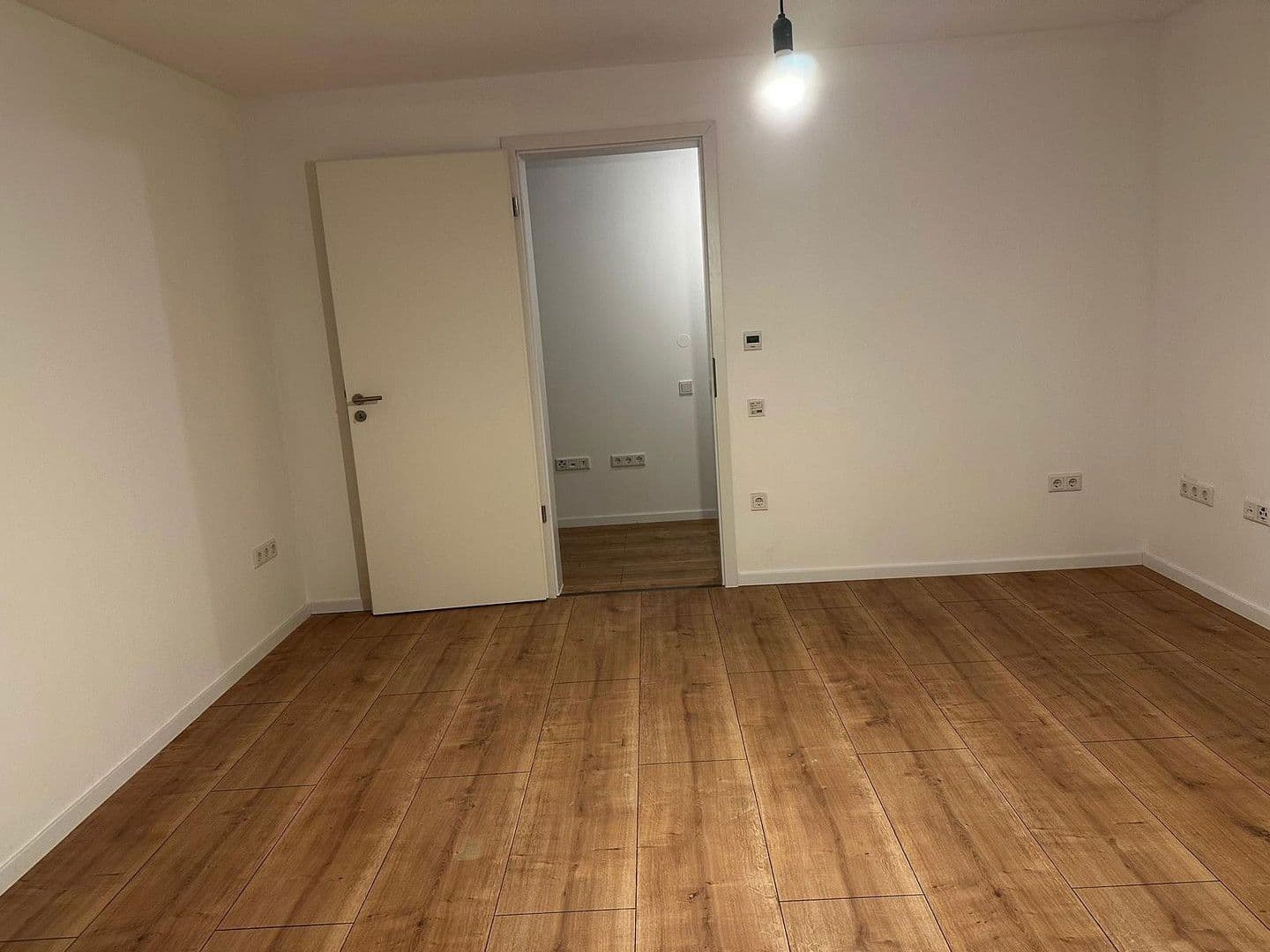Pronájem bytu 2+kk 78 m², Essen, Severní Porýní-Vestfálsko Pronájem bytu 2+kk 78 m², Essen, Severní Porýní-Vestfálsko