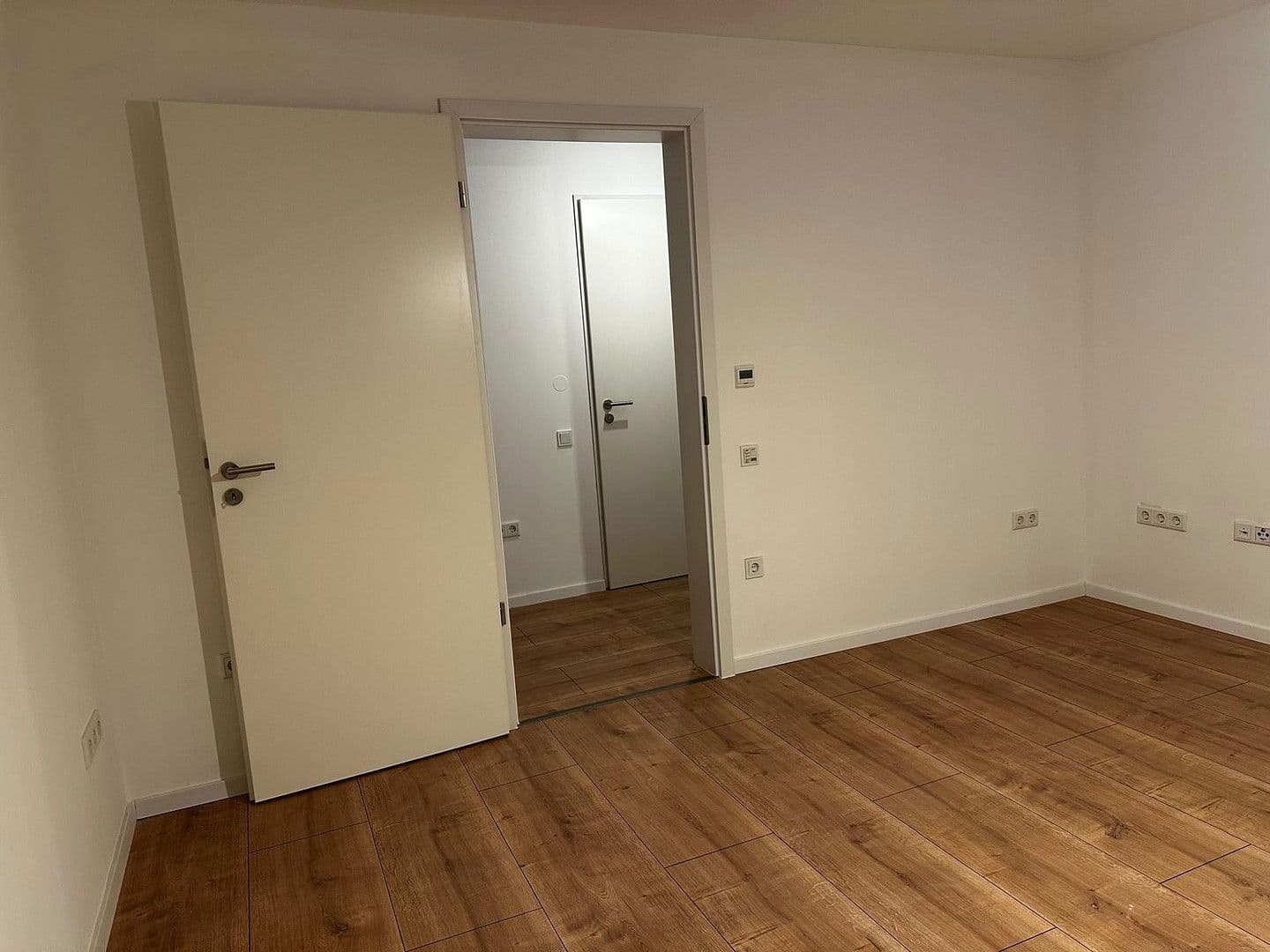 Pronájem bytu 2+kk 78 m², Essen, Severní Porýní-Vestfálsko Pronájem bytu 2+kk 78 m², Essen, Severní Porýní-Vestfálsko