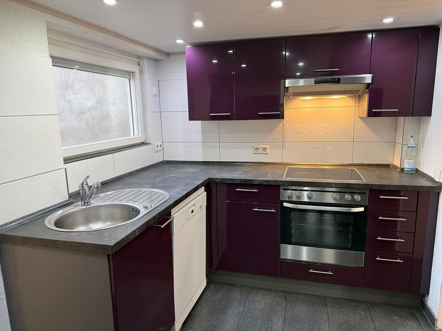 Prodej domu 100 m², pozemek 398 m², Heilbronn, Bádensko-Württembersko Prodej domu 100 m², pozemek 398 m², Heilbronn, Bádensko-Württembersko