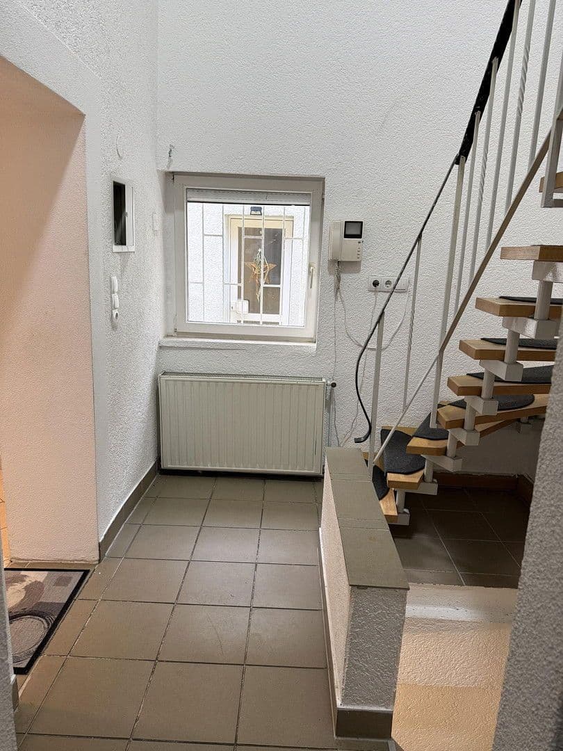 Prodej domu 100 m², pozemek 398 m², Heilbronn, Bádensko-Württembersko Prodej domu 100 m², pozemek 398 m², Heilbronn, Bádensko-Württembersko