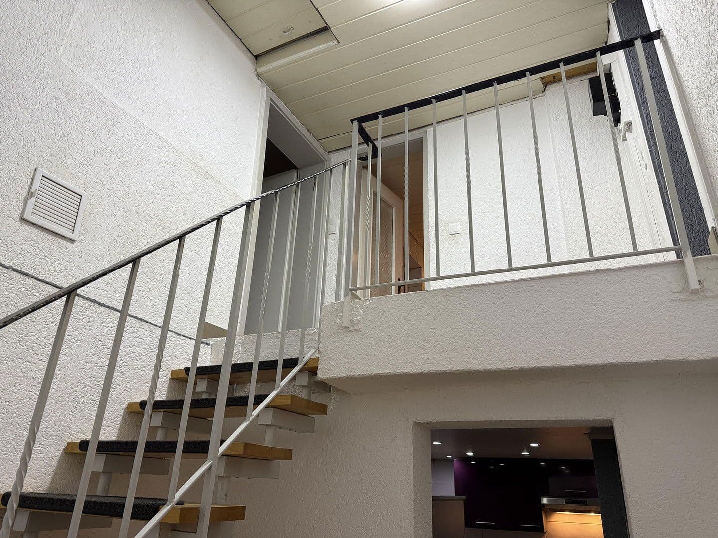 Prodej domu 100 m², pozemek 398 m², Heilbronn, Bádensko-Württembersko Prodej domu 100 m², pozemek 398 m², Heilbronn, Bádensko-Württembersko