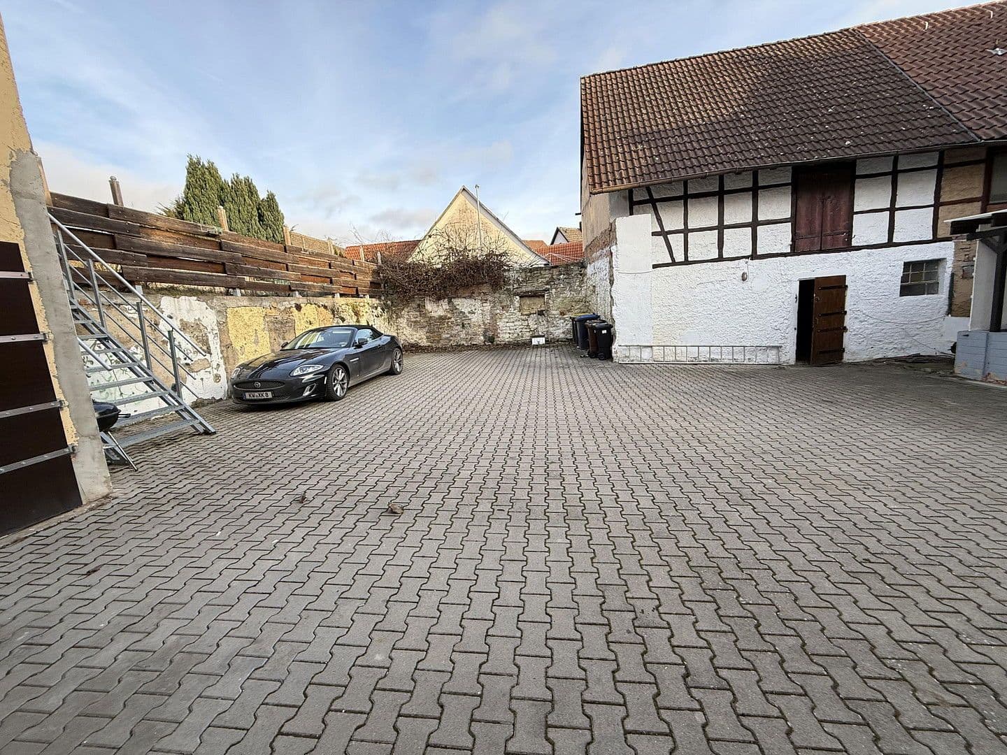 Prodej domu 100 m², pozemek 398 m², Heilbronn, Bádensko-Württembersko Prodej domu 100 m², pozemek 398 m², Heilbronn, Bádensko-Württembersko