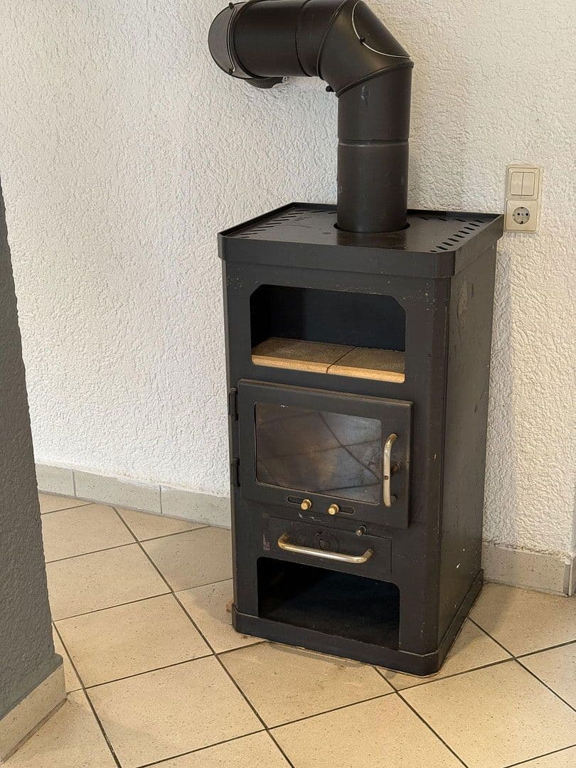 Prodej domu 100 m², pozemek 398 m², Heilbronn, Bádensko-Württembersko Prodej domu 100 m², pozemek 398 m², Heilbronn, Bádensko-Württembersko