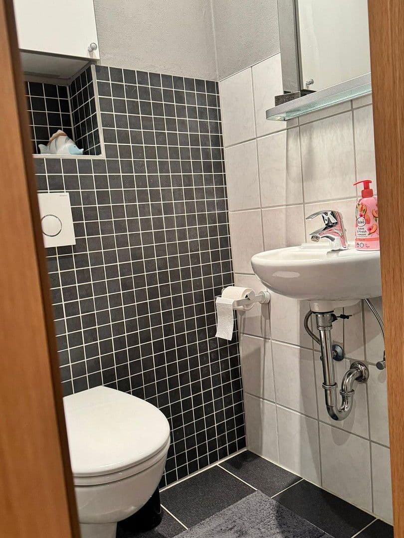 Prodej bytu 3+1 92 m², Schwetzingen, Bádensko-Württembersko Prodej bytu 3+1 92 m², Schwetzingen, Bádensko-Württembersko