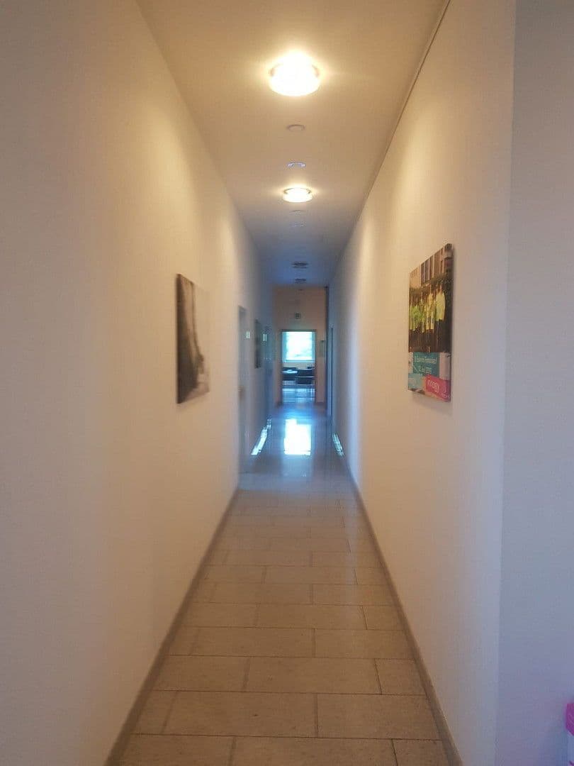 Pronájem kanceláře 84 m², Freiherr-vom-Stein-Straße 131, Mülheim an der Ruhr, Severní Porýní-Vestfálsko Pronájem kanceláře 84 m², Freiherr-vom-Stein-Straße 131, Mülheim an der Ruhr, Severní Porýní-Vestfálsko