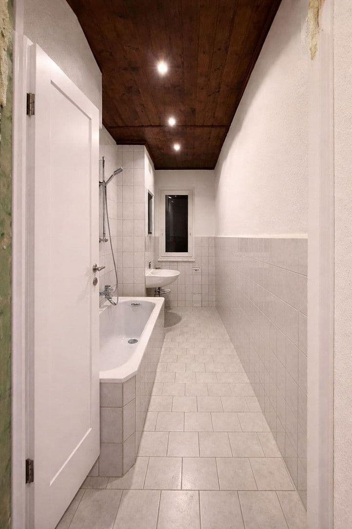 Pronájem bytu 3+1 59 m², Erfurter Straße 7, Grammetal, Durynsko Pronájem bytu 3+1 59 m², Erfurter Straße 7, Grammetal, Durynsko