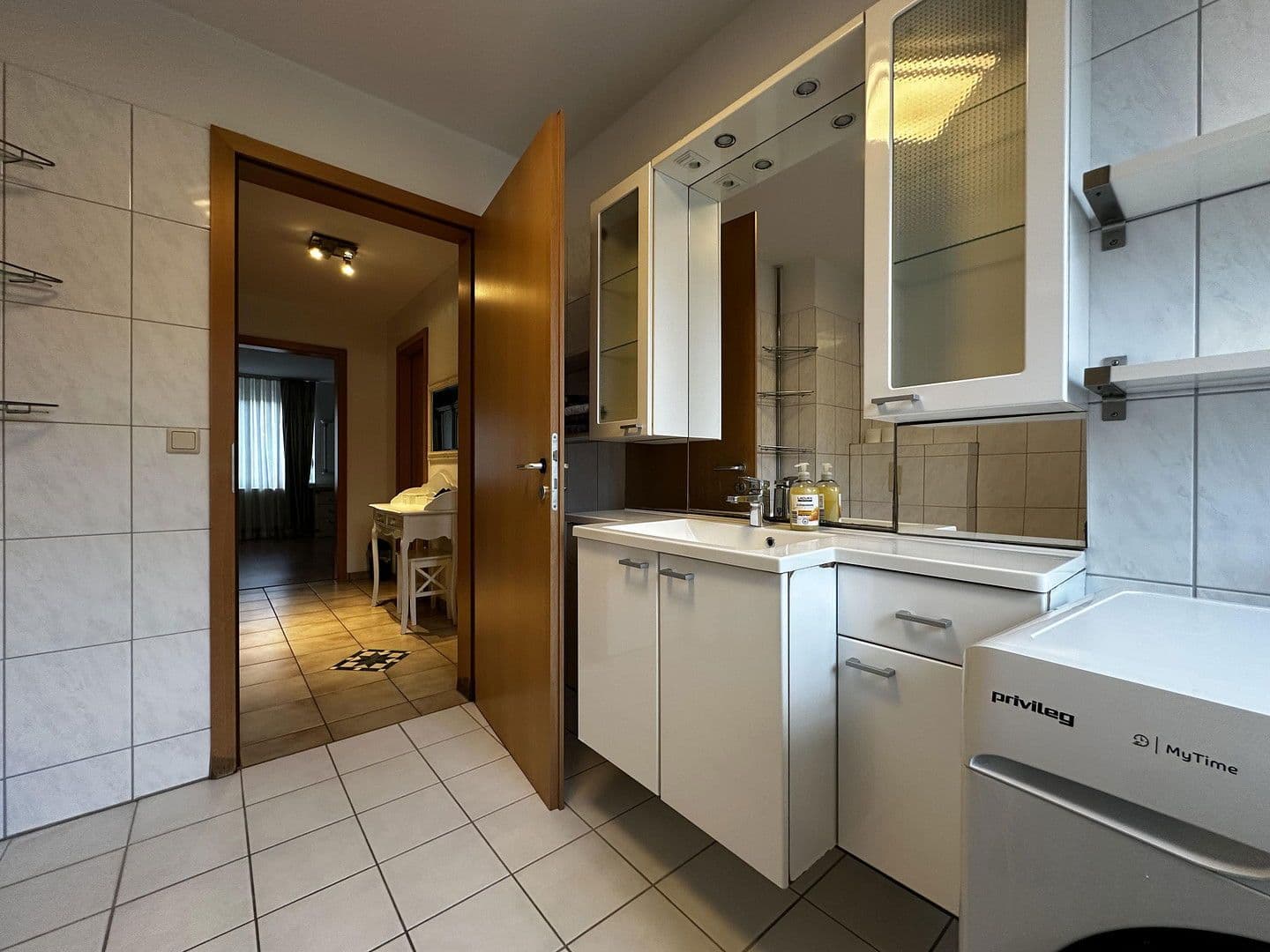 Pronájem domu 145 m², pozemek 370 m², Franz-Raveaux-Straße 32, Köln, Severní Porýní-Vestfálsko Pronájem domu 145 m², pozemek 370 m², Franz-Raveaux-Straße 32, Köln, Severní Porýní-Vestfálsko