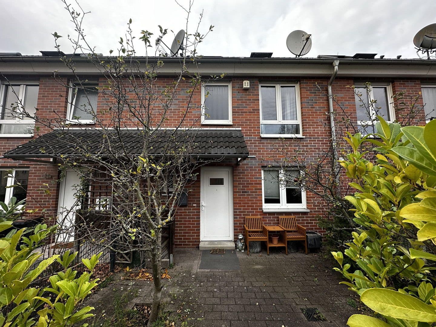 Pronájem domu 145 m², pozemek 370 m², Franz-Raveaux-Straße 32, Köln, Severní Porýní-Vestfálsko Pronájem domu 145 m², pozemek 370 m², Franz-Raveaux-Straße 32, Köln, Severní Porýní-Vestfálsko