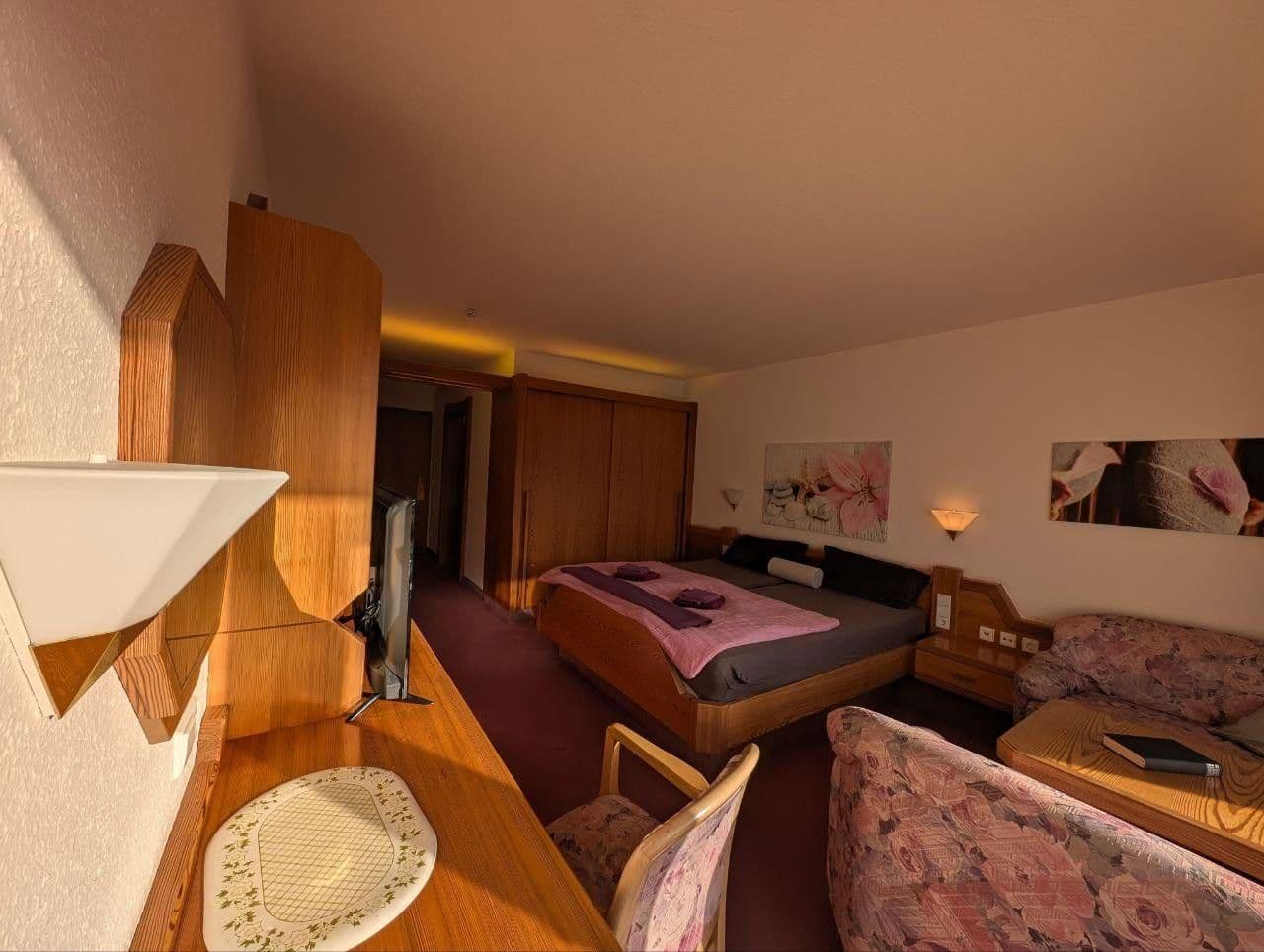 Pronájem bytu 1+1 37 m², Hölderlinstraße 1, Bad Liebenzell, Bádensko-Württembersko Pronájem bytu 1+1 37 m², Hölderlinstraße 1, Bad Liebenzell, Bádensko-Württembersko