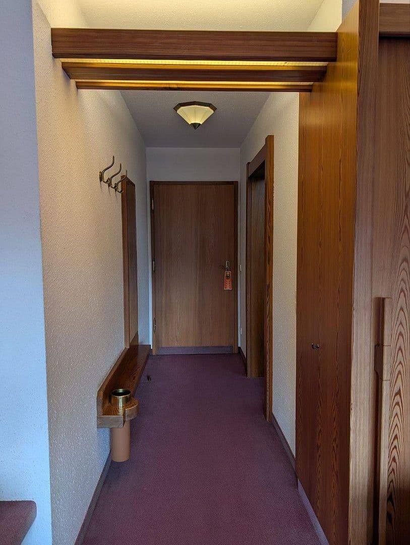 Pronájem bytu 1+1 37 m², Hölderlinstraße 1, Bad Liebenzell, Bádensko-Württembersko Pronájem bytu 1+1 37 m², Hölderlinstraße 1, Bad Liebenzell, Bádensko-Württembersko