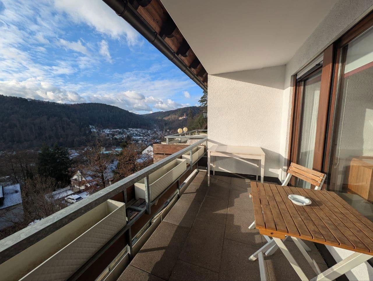 Pronájem bytu 1+1 37 m², Hölderlinstraße 1, Bad Liebenzell, Bádensko-Württembersko Pronájem bytu 1+1 37 m², Hölderlinstraße 1, Bad Liebenzell, Bádensko-Württembersko