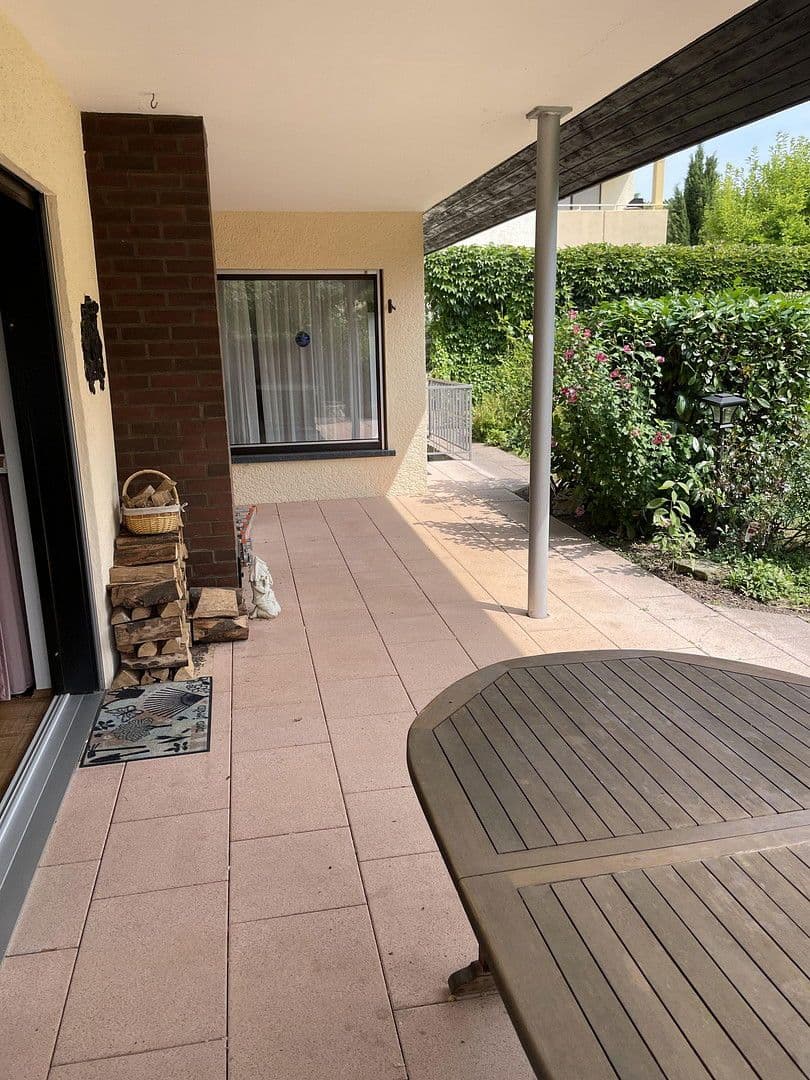 Prodej domu 186 m², pozemek 915 m², Abstatt, Bádensko-Württembersko Prodej domu 186 m², pozemek 915 m², Abstatt, Bádensko-Württembersko