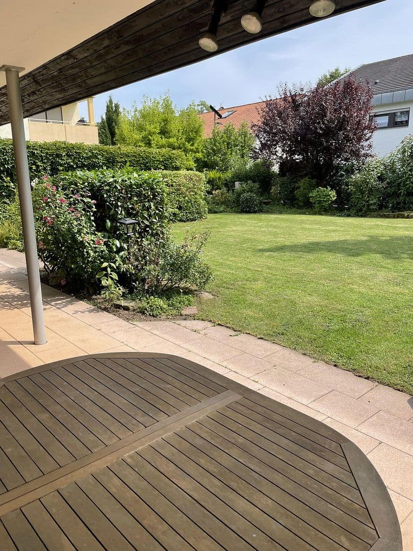 Prodej domu 186 m², pozemek 915 m², Abstatt, Bádensko-Württembersko Prodej domu 186 m², pozemek 915 m², Abstatt, Bádensko-Württembersko