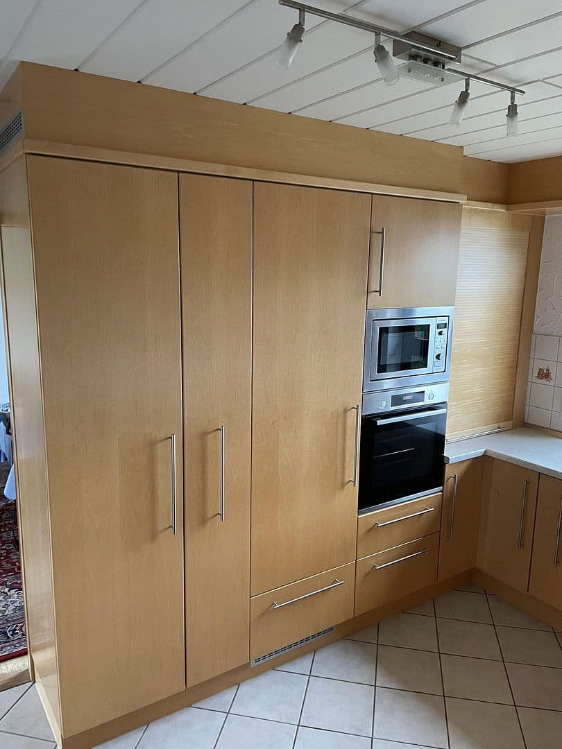 Prodej domu 186 m², pozemek 915 m², Abstatt, Bádensko-Württembersko Prodej domu 186 m², pozemek 915 m², Abstatt, Bádensko-Württembersko