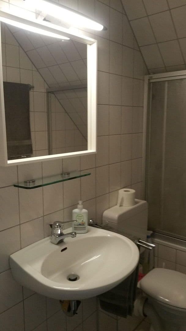 Pronájem bytu 1+1 30 m², Wiesbaden, Hessen Pronájem bytu 1+1 30 m², Wiesbaden, Hessen