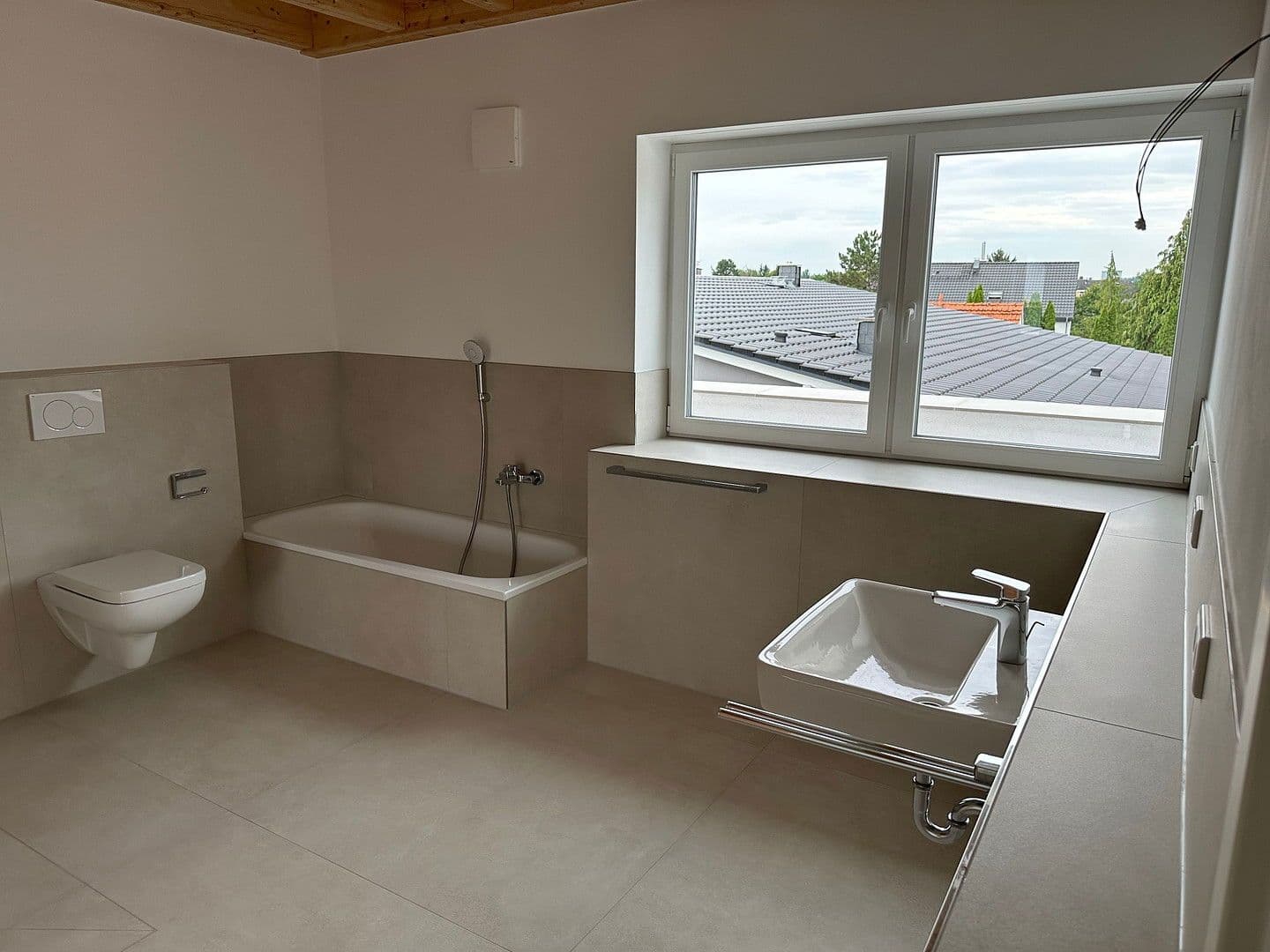 Pronájem bytu 2+kk 124 m², Gießen, Hessen Pronájem bytu 2+kk 124 m², Gießen, Hessen