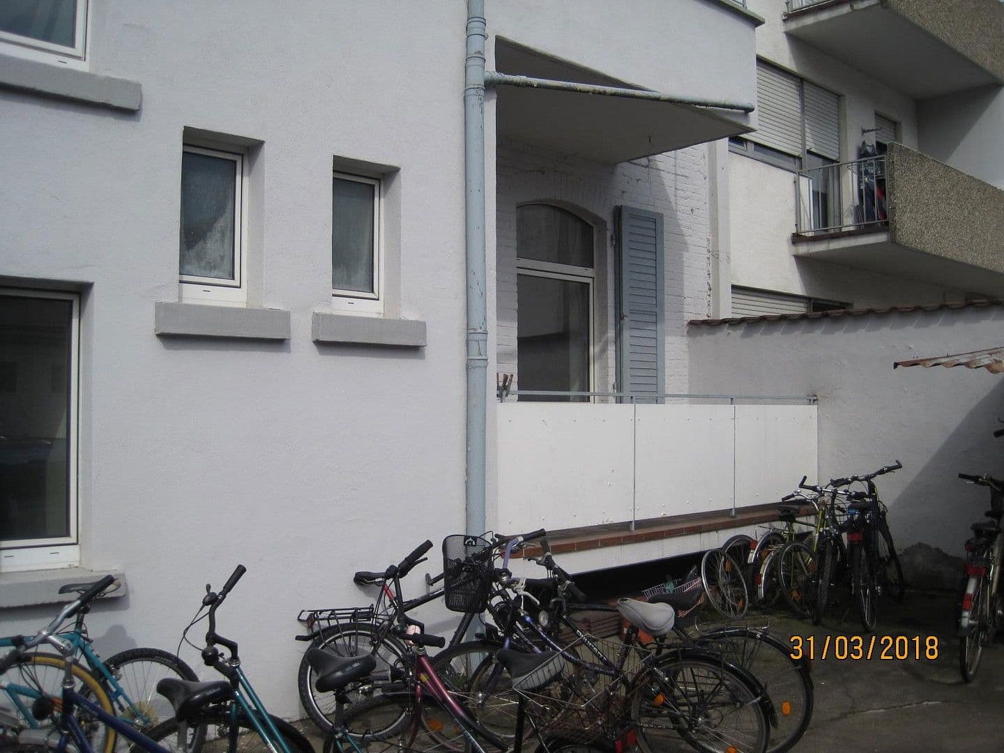 Pronájem bytu 3+1 78 m², Bach Str. 77, Karlsruhe, Bádensko-Württembersko Pronájem bytu 3+1 78 m², Bach Str. 77, Karlsruhe, Bádensko-Württembersko