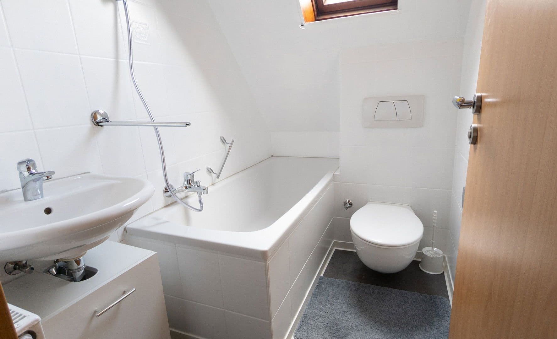 Pronájem bytu 3+kk 65 m², Louis-Hentges-Str. 32, Heilbronn, Bádensko-Württembersko Pronájem bytu 3+kk 65 m², Louis-Hentges-Str. 32, Heilbronn, Bádensko-Württembersko