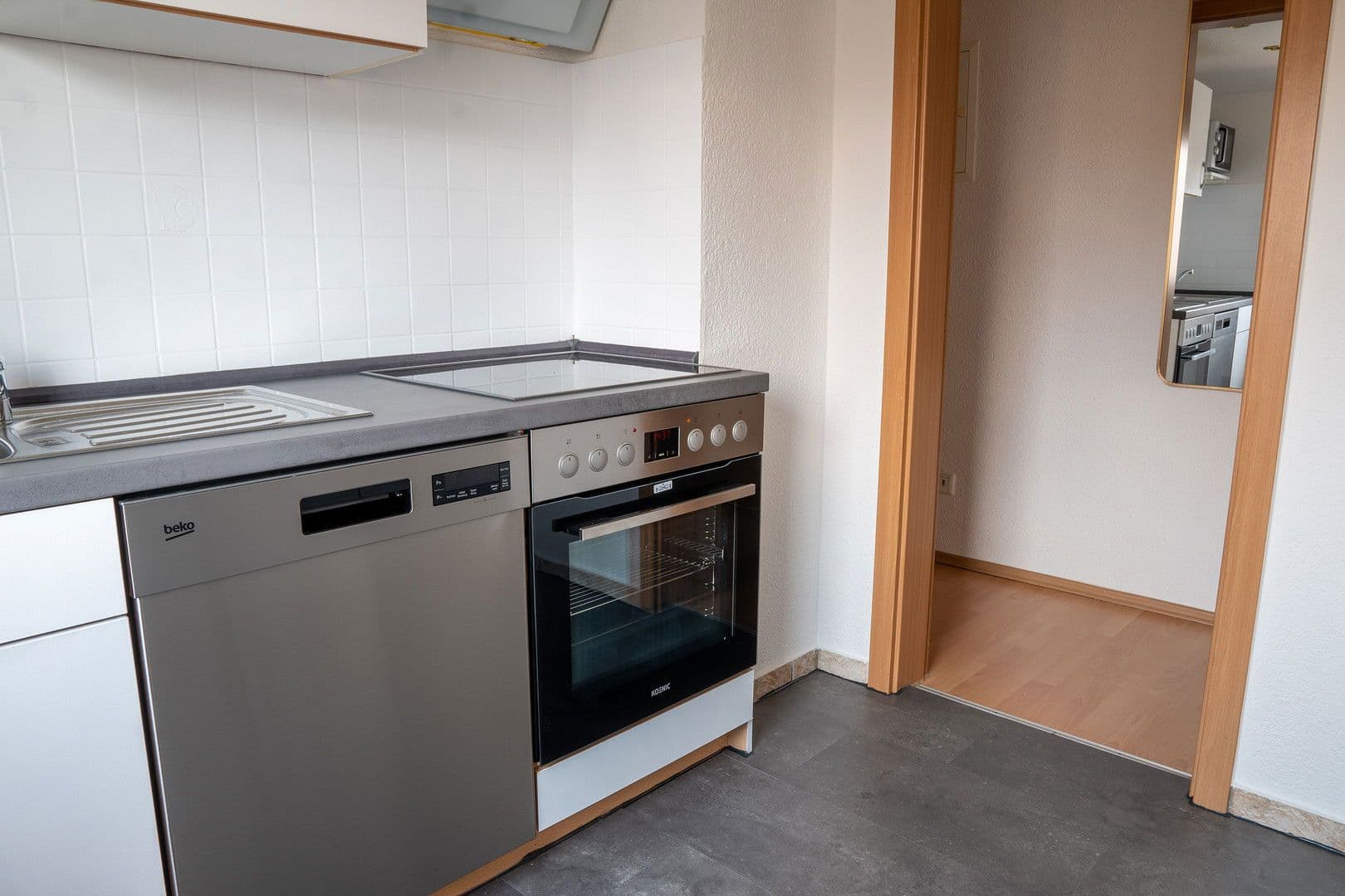 Pronájem bytu 3+kk 65 m², Louis-Hentges-Str. 32, Heilbronn, Bádensko-Württembersko Pronájem bytu 3+kk 65 m², Louis-Hentges-Str. 32, Heilbronn, Bádensko-Württembersko