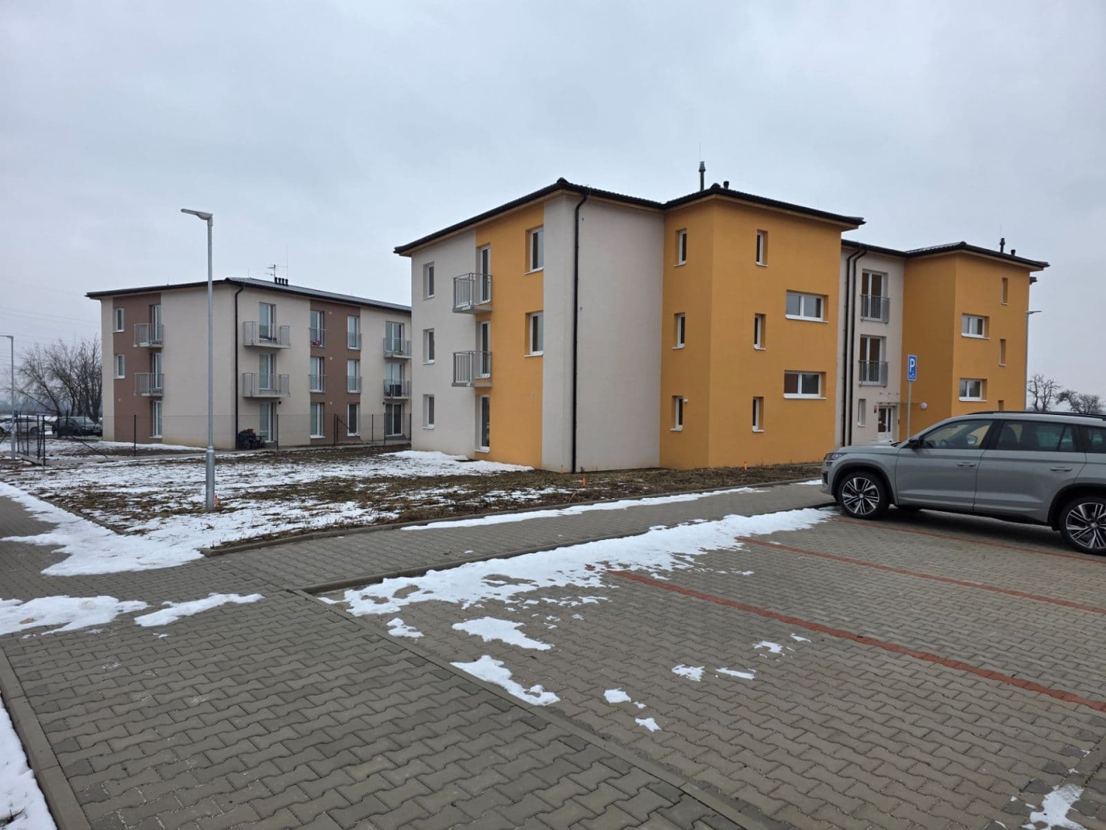 Pronájem bytu 2+kk 40 m², Vestecká, Nehvizdy, Středočeský kraj Pronájem bytu 2+kk 40 m², Vestecká, Nehvizdy, Středočeský kraj