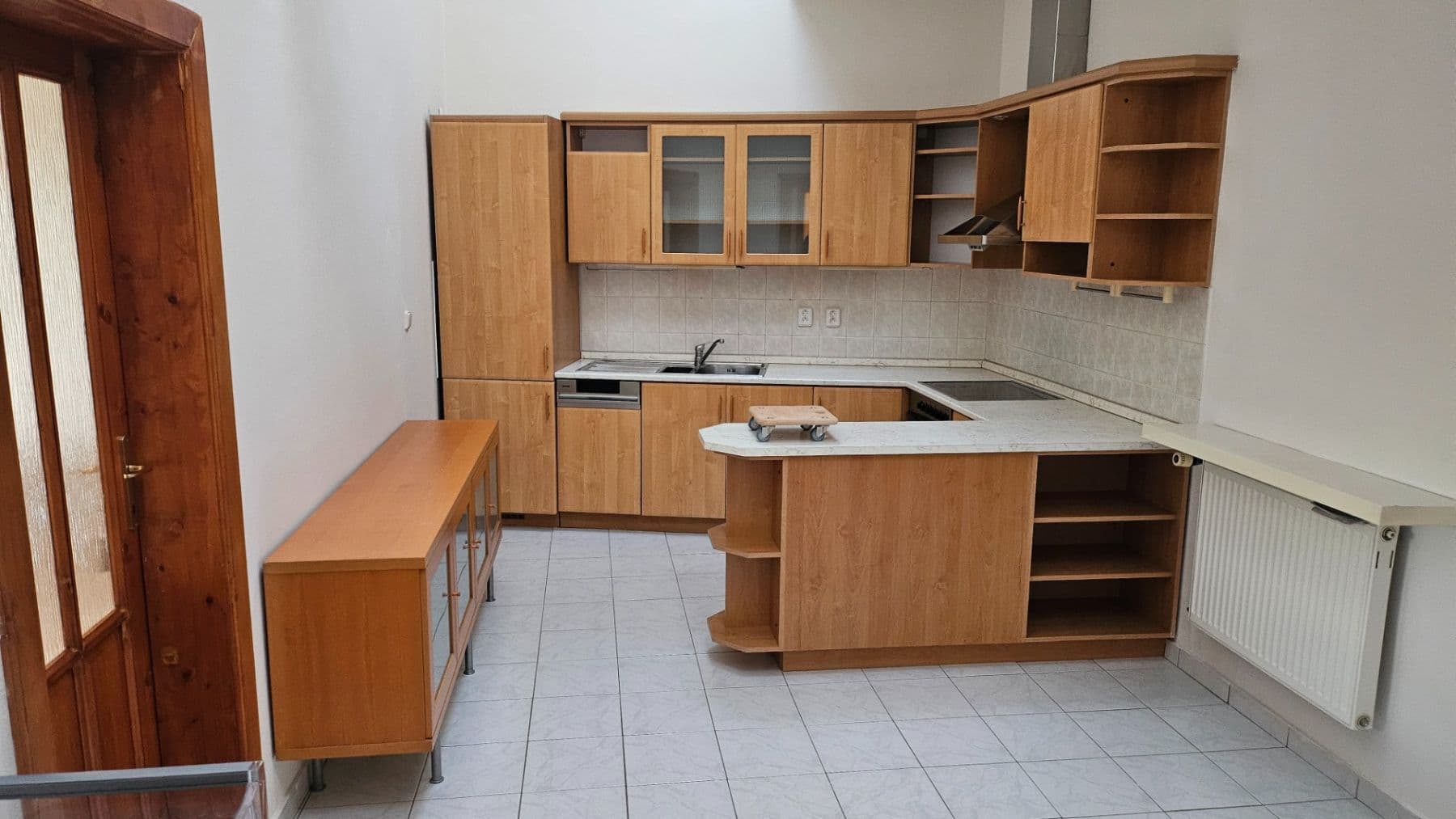 Pronájem bytu 4+1 180 m², Škroupovo náměstí, Praha, Praha Pronájem bytu 4+1 180 m², Škroupovo náměstí, Praha, Praha