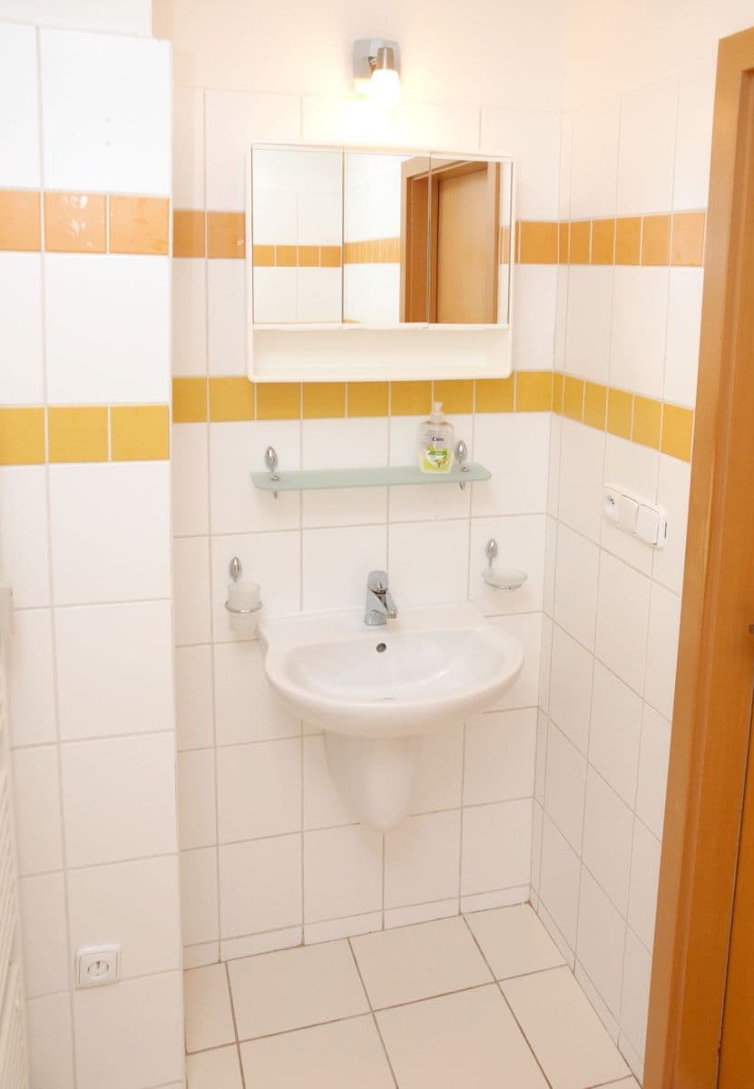 Pronájem bytu 2+1 59 m², Jilemnická, Praha, Praha Pronájem bytu 2+1 59 m², Jilemnická, Praha, Praha