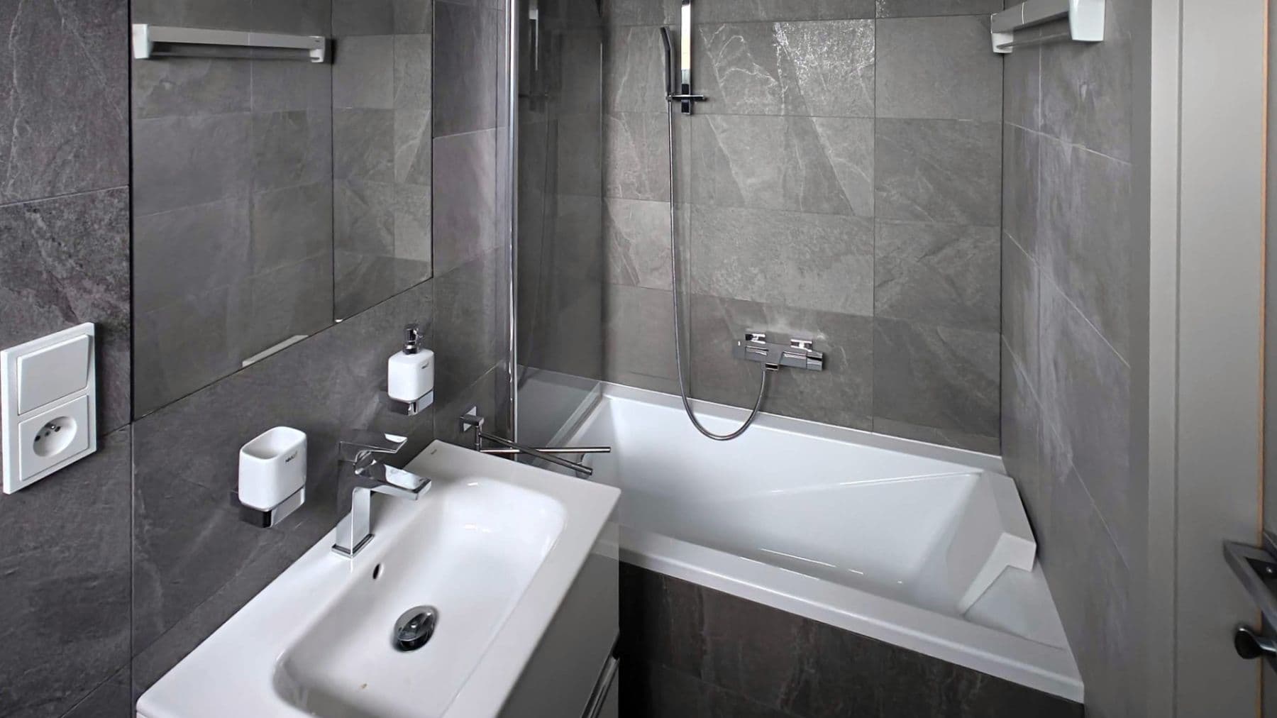 Prodej domu 190 m², pozemek 1.132 m², Bezová, Mukařov, Středočeský kraj Prodej domu 190 m², pozemek 1.132 m², Bezová, Mukařov, Středočeský kraj