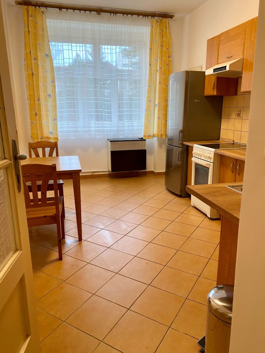 Pronájem bytu 1+1 40 m², Zelená, Praha, Praha Pronájem bytu 1+1 40 m², Zelená, Praha, Praha