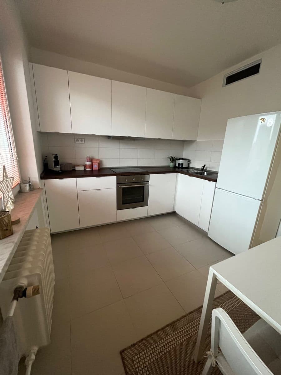 Pronájem bytu 1+1 37 m², Staňkova, Ostrava, Moravskoslezský kraj Pronájem bytu 1+1 37 m², Staňkova, Ostrava, Moravskoslezský kraj