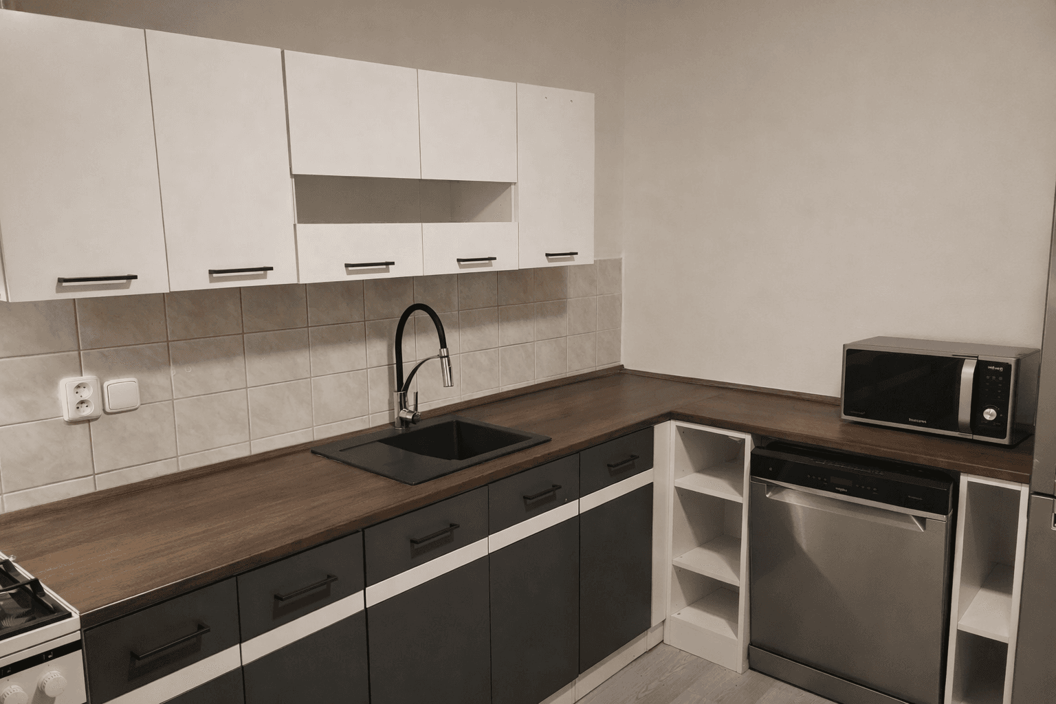 Pronájem bytu 2+1 56 m², Horní, Ostrava, Moravskoslezský kraj Pronájem bytu 2+1 56 m², Horní, Ostrava, Moravskoslezský kraj