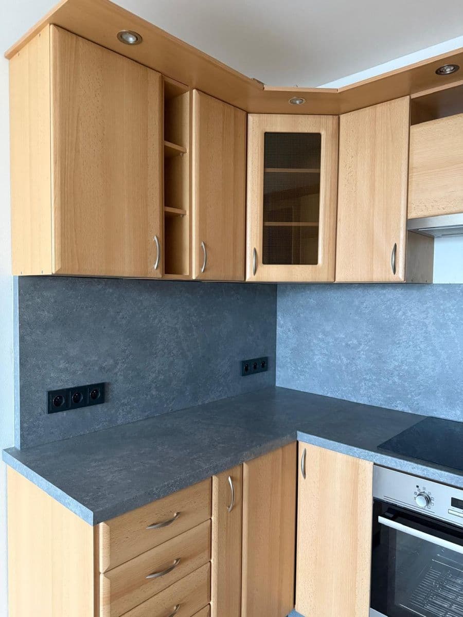 Pronájem bytu 2+kk 40 m², Třebenická, Praha, Praha Pronájem bytu 2+kk 40 m², Třebenická, Praha, Praha