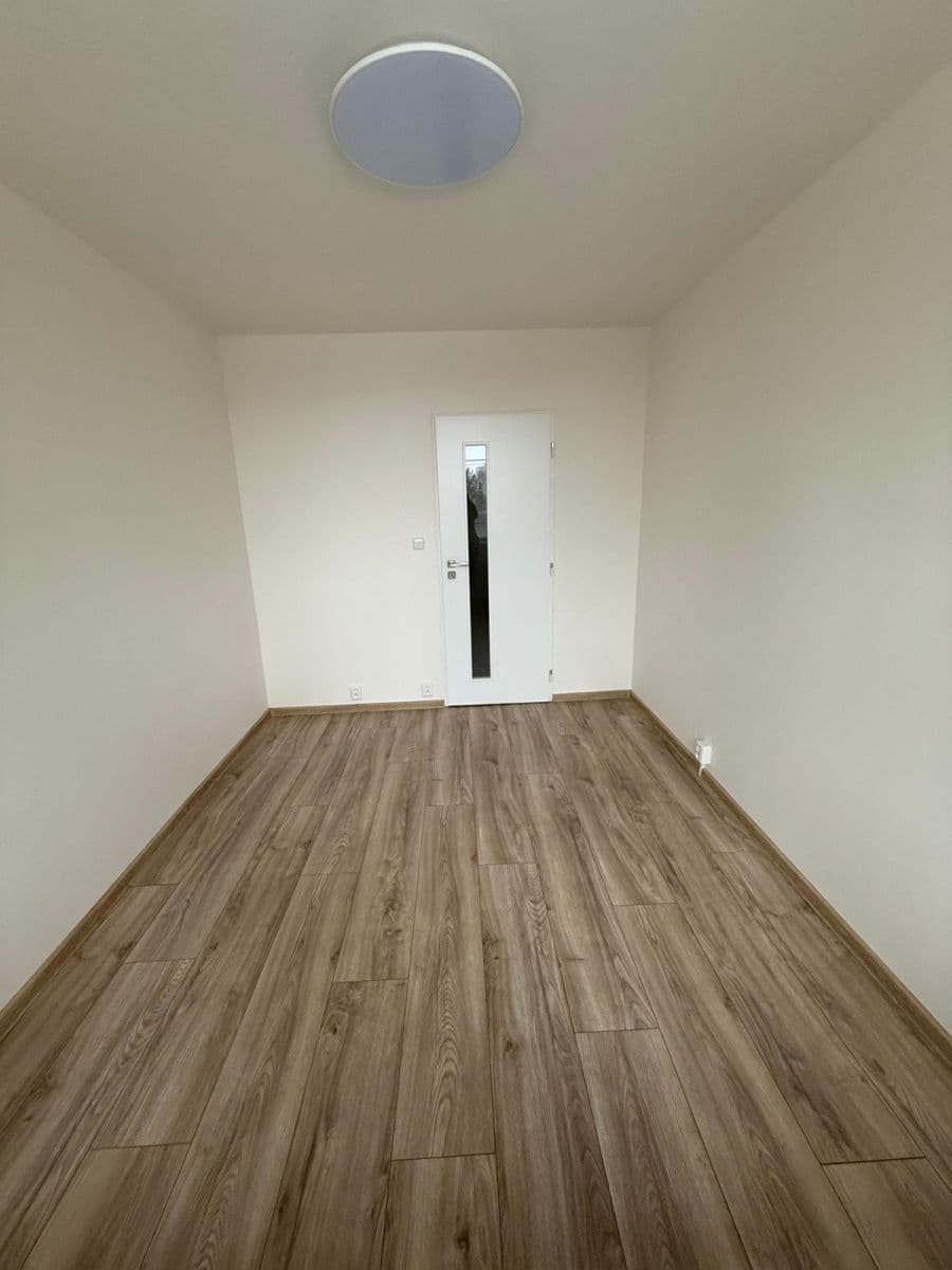 Pronájem bytu 2+kk 40 m², Třebenická, Praha, Praha Pronájem bytu 2+kk 40 m², Třebenická, Praha, Praha