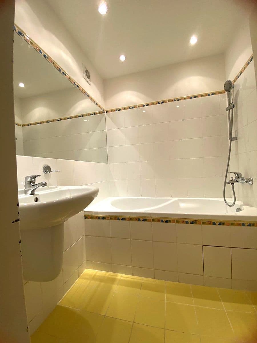 Prodej bytu 3+kk 76 m², Golfová, Praha, Praha Prodej bytu 3+kk 76 m², Golfová, Praha, Praha